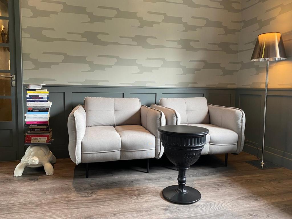 Logis Hotel Le Miramont Argeles-Gazost Bagian luar foto