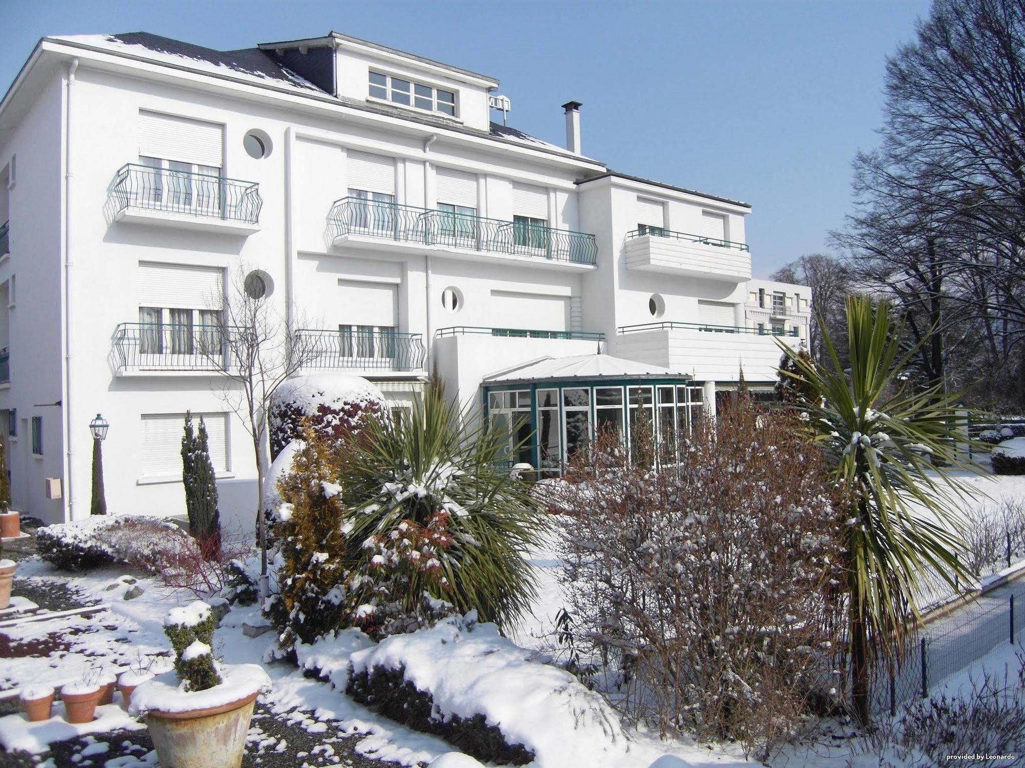 Logis Hotel Le Miramont Argeles-Gazost Bagian luar foto
